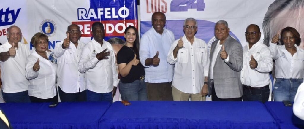 @BettyGeronimo Agradece a los compañeros del @PRM_Oficial por organizar evento