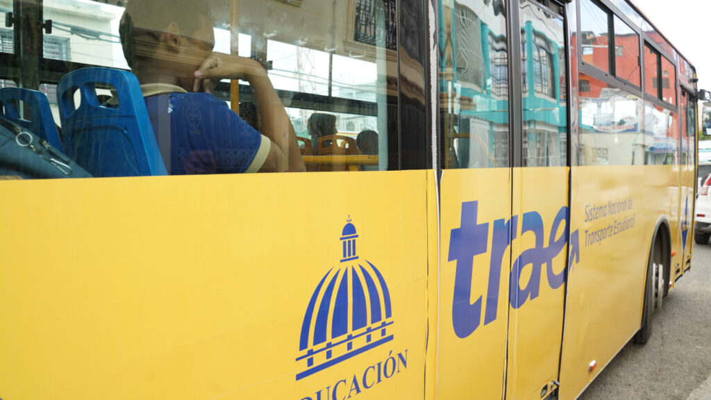 TRAE informa incorporación de 100 nuevos autobuses para trasporte de estudiantes de escuelas públicas