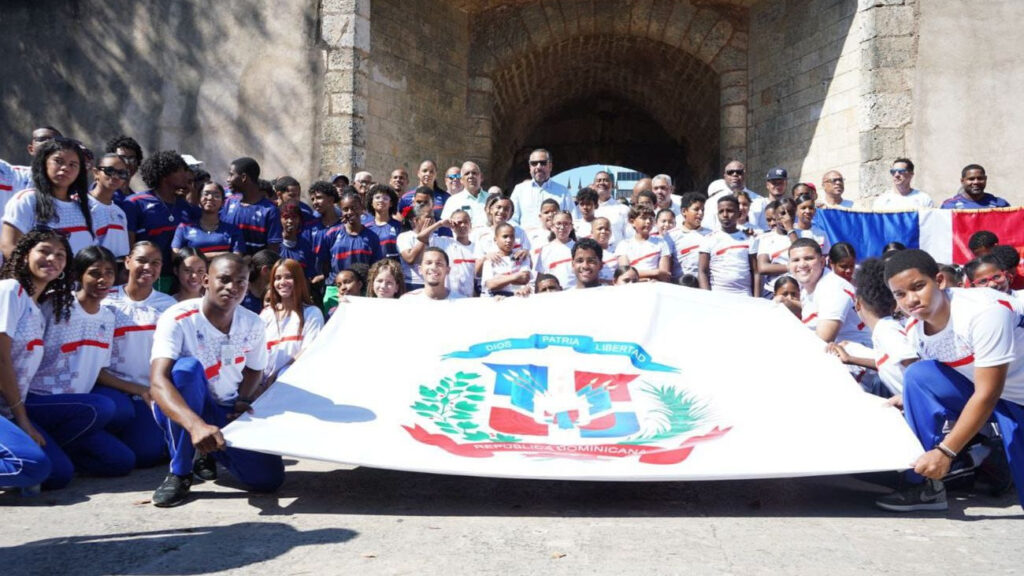Inefi exhorta a los jóvenes documentarse y conocer la historia del Día de la Independencia