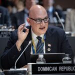 Ministro Pável Isa Contreras afirma que a los pequeños Estados insulares en desarrollo les urge atención especial por su vulnerabilidad climática