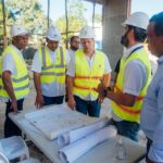 Ministro Carlos Bonilla supervisa avances en construcción Unidad Traumatológica de Higüey