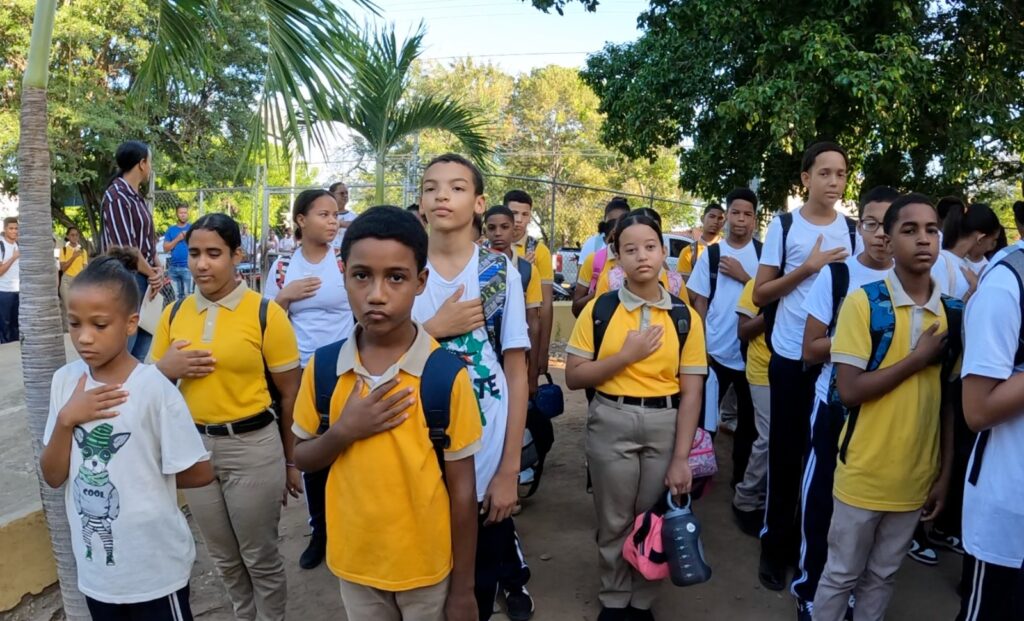Ministerio de Economía comprometido con cambiar estilo de vida de la gente