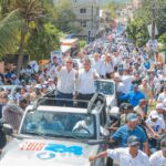 @LuisAbinader en Marcha Caravana Santo Domingo Oeste