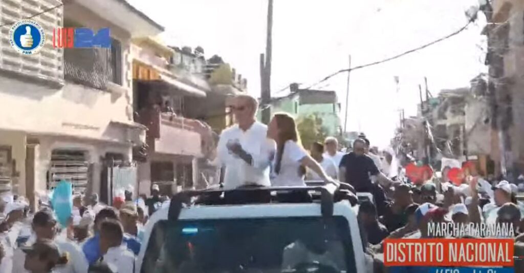 En Vivo | Marcha Caravana de @LuisAbinader y @CarolinaMejiaG, Distrito Nacional #CarolinaAlcaldesa2024