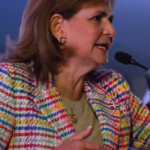 @RaquelPenaVice: Las mujeres desempeñamos un importante rol en la construcción de una nación próspera