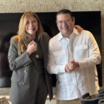 @SansLovaton felicita a @CarolinaMejiaG en su cumpleaños #36