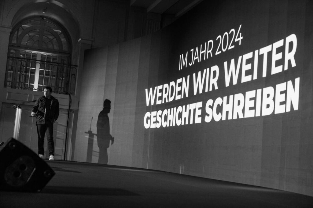 @DavidColladoM Llega a Alemania para nuestro tercer Roadshow del año, nos preparamos para recibir a los principales agentes de viaje y tour operadores de la región