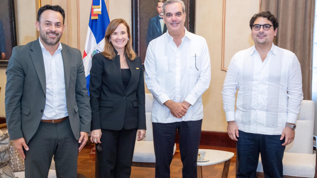 Presidenta ejecutiva del BCIE, Gisela Sánchez, reconoce el dinamismo de la economía de la República Dominicana
