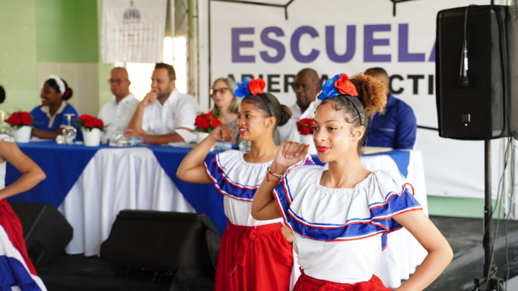 Gobierno lanza estrategia para activación deportiva y cultural de los estudiantes los fines de semana