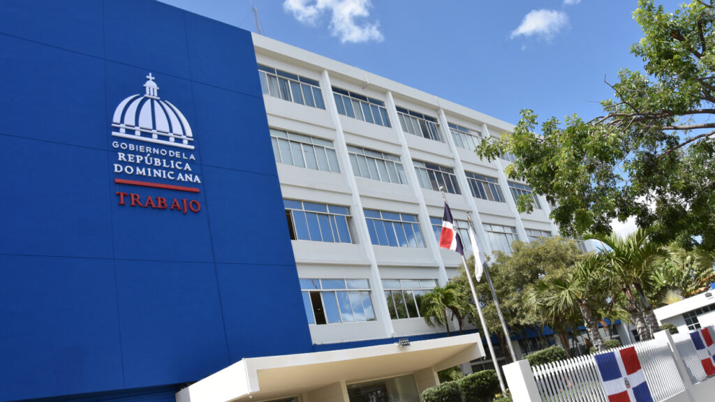 Ministerio de Trabajo invita a feria de empleo este miércoles 13 en Santo Domingo