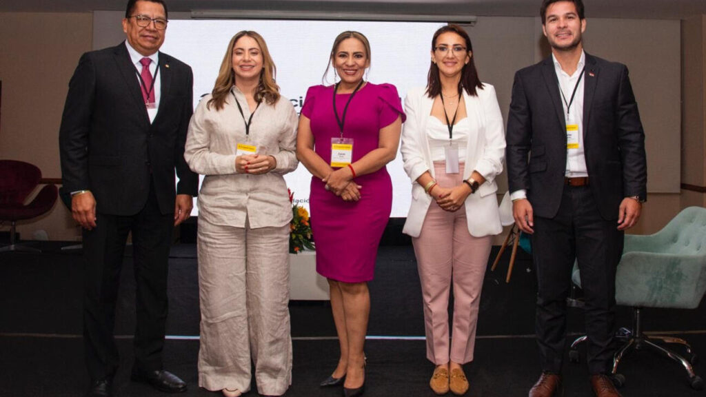 Directora general de Supérate, resalta el empoderamiento económico en cónclave regional en Santa Marta, Colombia