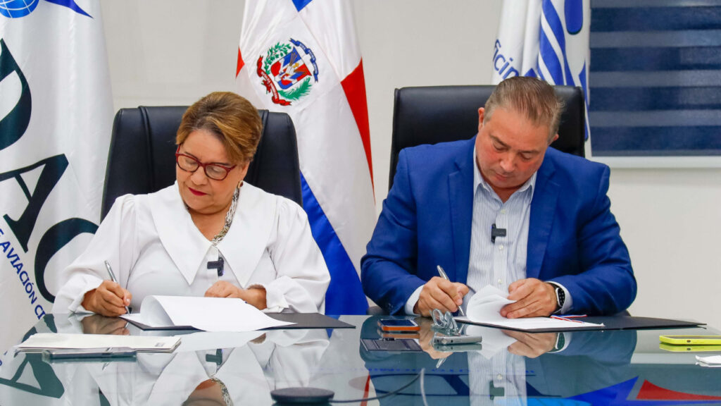 IDAC y Onamet suscriben acuerdo para fortalecer servicios de meteorología aeronáutica a nivel nacional