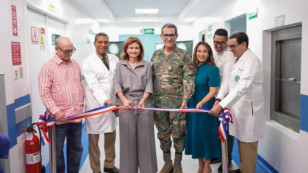 Vicepresidenta Raquel Peña inaugura nuevas áreas del Hospital Universitario Docente Central de las Fuerzas Armadas