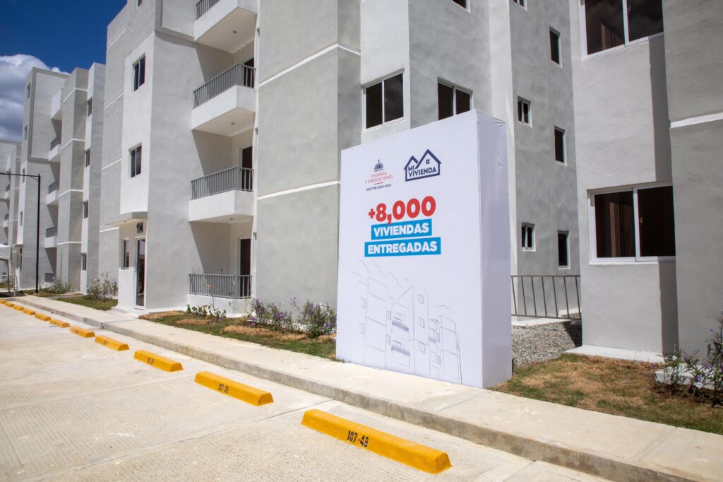 Gobierno del presidente Abinader alcanza las 8,142 viviendas entregadas, superando las 7,544 prometidas inicialmente bajo el Plan Mi Vivienda