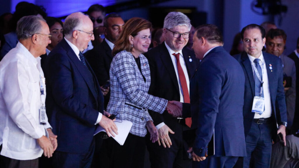 Vicepresidenta Raquel Peña: La aviación ha sido clave para la conectividad internacional, el turismo y el crecimiento económico de RD