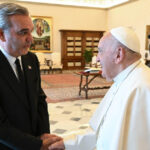 Papa Francisco felicita al presidente @LuisAbinader por su reelección