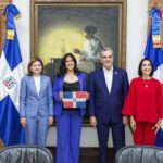 @RaquelPenaVice “Recibimos a Thais Herrera, la Primera Dominicana en el Everest”