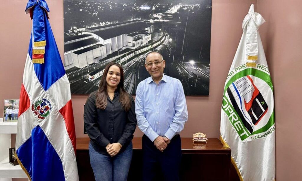 @RafaelSantosP_ recibió a la alcaldesa de Santo Domingo Norte,@bettygeronimo