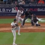 @JMena26 Rafael Devers conecta Jopnrón 20 y 21 en la victoria de Boston 3×0 sobre los Yankees