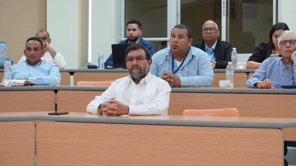 Indrhi y Unesco fortalecen la gestión de riesgo ante desastres climáticos e hidrológicos