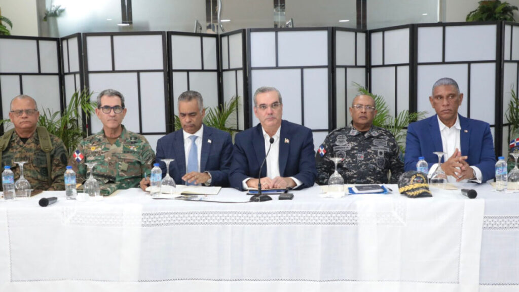 Presidente Abinader encabeza reunión de seguimiento al Plan de Seguridad Ciudadana