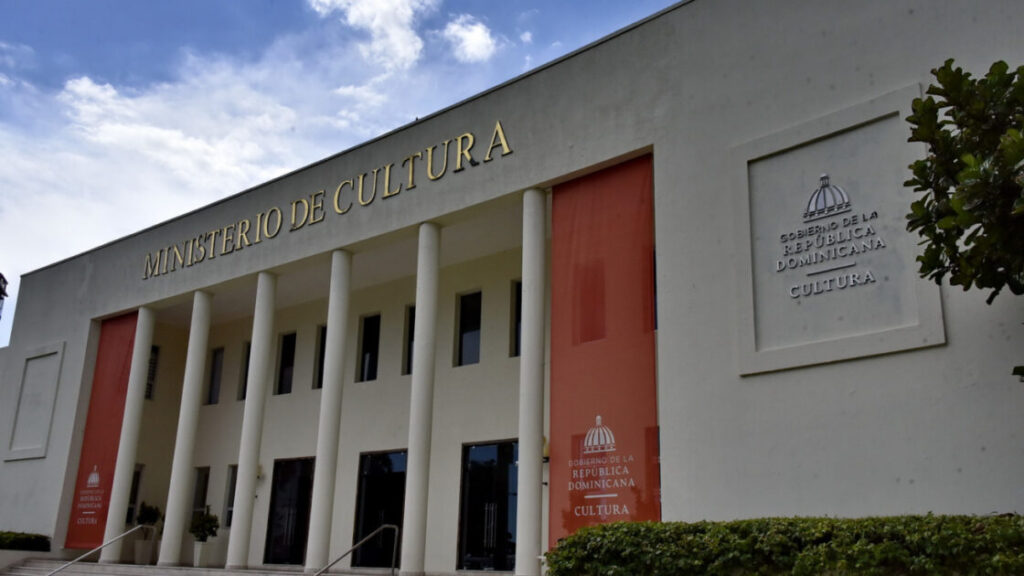Comisión de Espectáculos Públicos anuncia jornada de exámenes para certificar aspirantes a locutores