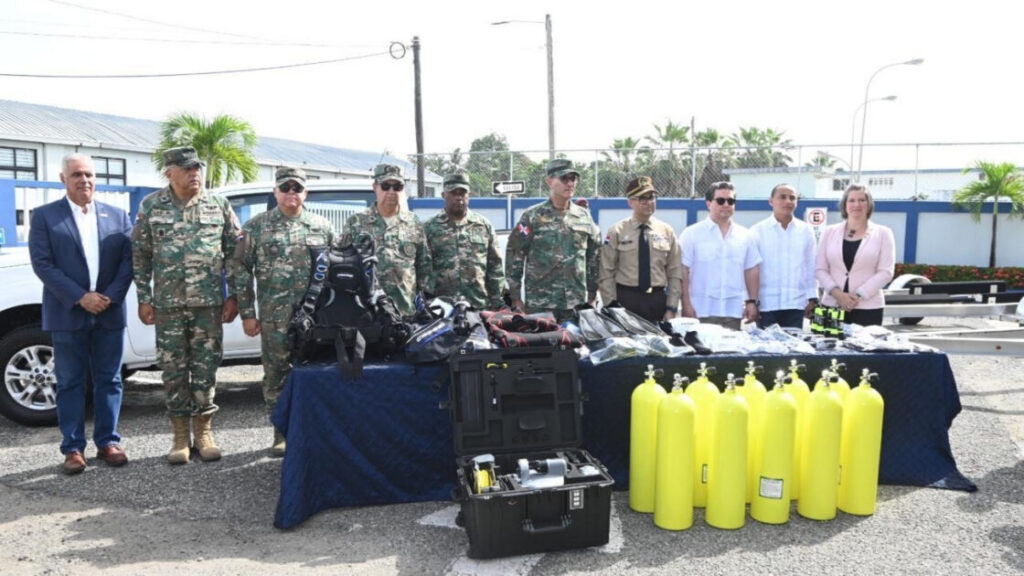 Inicia sus operaciones Centro de monitoreo y videovigilancia del CESEP donado por EE. UU.