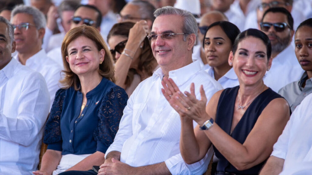 Presidente Abinader encabezará varias inauguraciones de obras en Peravia y San Cristóbal este domingo