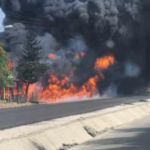 @OsirisdLeon tanquero se incendia junto a otros vehículos en Autopista Duarte
