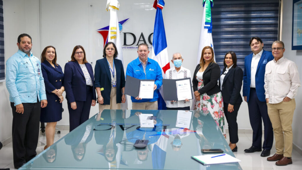 Entidades pactan plan para modernizar placas geodésicas y cartas de navegación visual