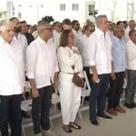 EN VIVO |@LuisAbinader y funcionarios en entrega de la 1era etapa apartamentos – Sector Vista del Valle – SFM