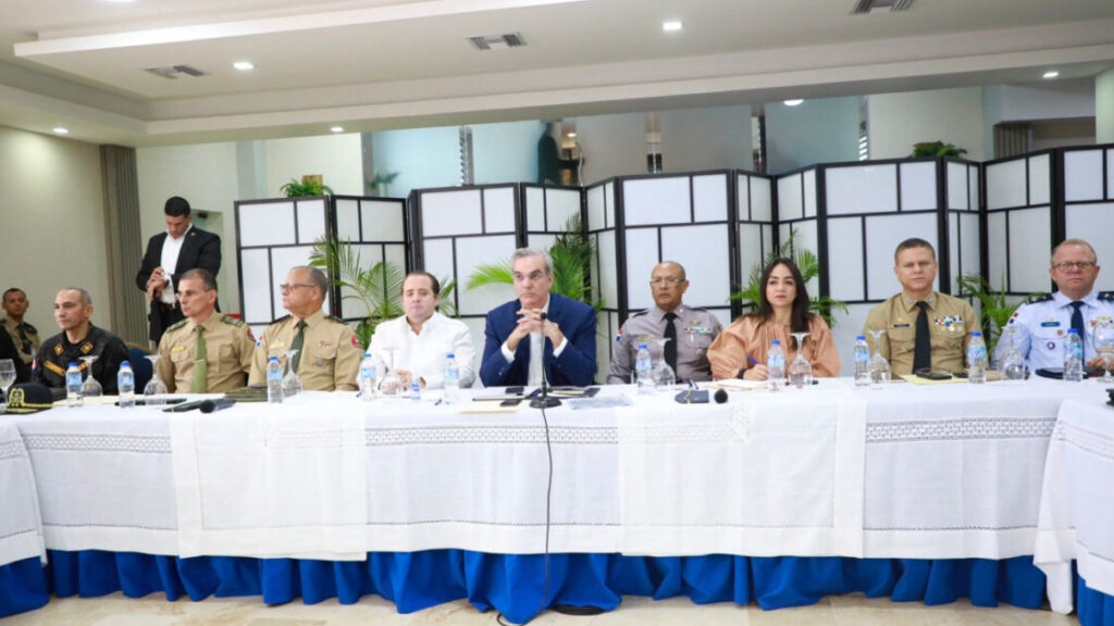 Presidente Abinader encabeza reunión de seguimiento al Plan de Seguridad Ciudadana