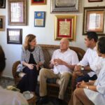 @RaquelPenaVice visita a primer dominicano en jugar Grandes Ligas MLB