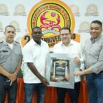 @SanzLovaton: Reafirmo que el trabajo comunitario de nuestros clubes sociales es clave para el futuro de RD