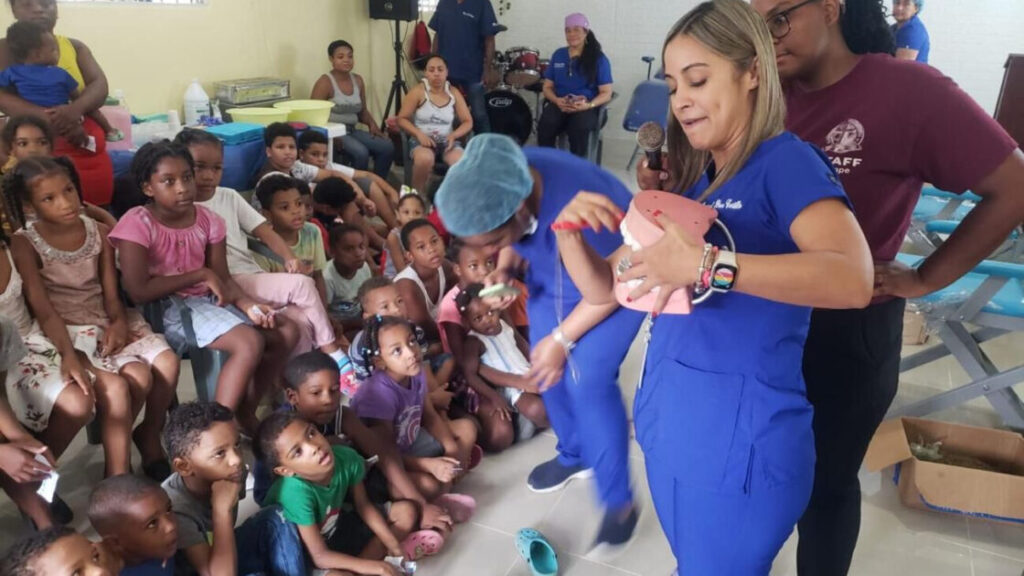 SNS destaca cinco logros que fortalecen la salud bucal