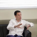 ENTREVISTA | Hugo Beras reaparece y dice todos los organismos de control fallaron en licitación de Transcore Latam