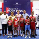 @RaquelPenaVice @RaquelPenaVice inaugura un polideportivo remozado en Pedro Brand