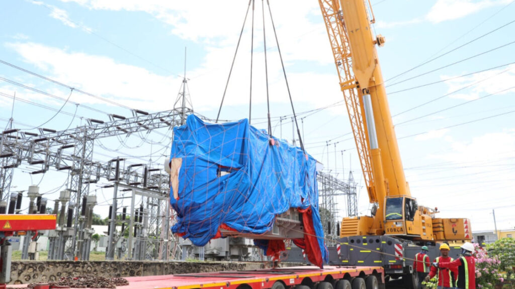 Edeeste invierte 65 millones de pesos en la repotenciación de la subestación Hainamosa