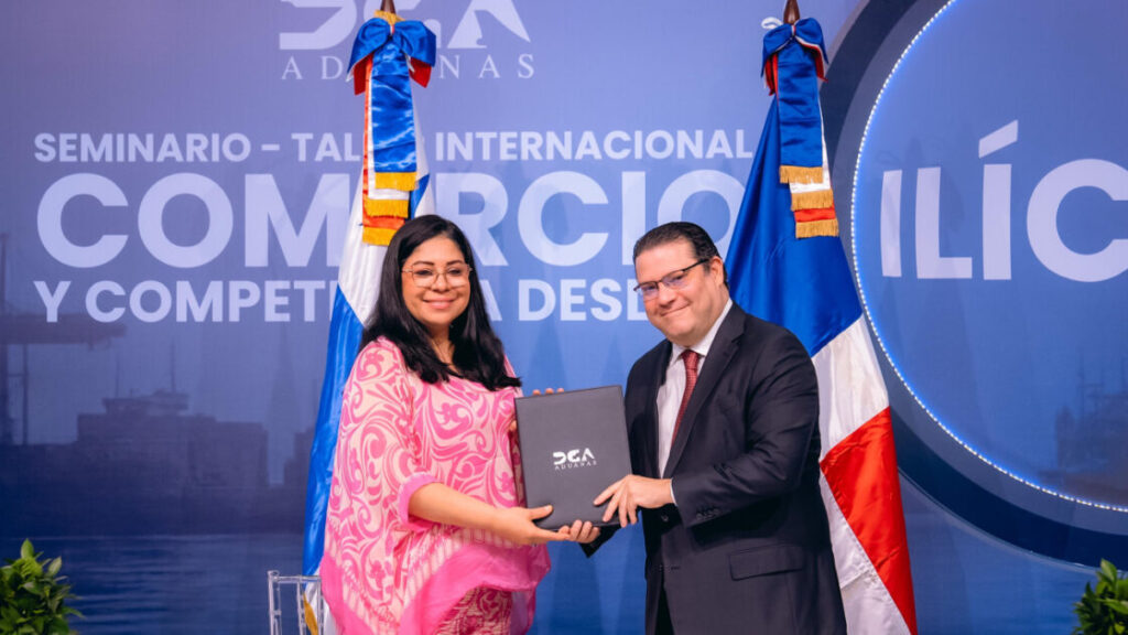 RD y Panamá suscriben memorándum de cooperación e intercambio de información sobre asuntos aduaneros para combatir ilícitos y competencia desleal