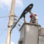 Edeeste mejora el alumbrado público en Chirino, Monte Plata, en beneficio de más de 700 clientes