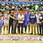 @KelvinCruzRD: Visita el Torneo de Baloncesto Superior de San Francisco de Macorís, donde anuncia un aporte de 1 millón de pesos, impulsando así el buen desempeño de este gran evento deportivo