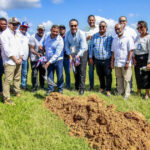El Inefi da primer picazo para construcción de play en San Antonio de Guerra