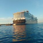 @Josepaliza @LuisAbinader Pedernales recibe con entusiasmo al barco Holland America Line Rotterdam, con 2,593 visitantes y 976 tripulantes a bordo