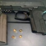 @PoliciaRD detiene a tres hombres en Barahona y ocupa arma de fuego ilegal