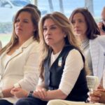 @CarolinaMejiaG Hoy iniciamos la semana con una productiva reunión de gabinete, pasando balance y dando gracias a Dios por esta gran familia de la @AlcaldiaDN