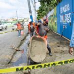 @AlcaldiaDeSDN Nuestra dirección de obras públicas se encuentra en las inmediaciones de la escuela Emma Balaguer y la Parroquia San Francisco Solano en Sabana Perdida realizando trabajos de acondicionamiento en aceras y contenes
