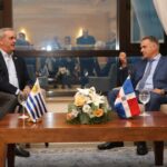 @LuisAbinader sostiene reunión bilateral con el electo mandatario Uruguayo @OrsiYamandu en Montevideo