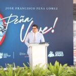 @TonyPena__ En un acto lleno de gratitud hacia el legado invaluable de mi padre para con la democracia y el bienestar del pueblo dominicano, se celebró una ceremonia muy emotiva en la Explanada Frontal del Ayuntamiento de Sto Dgo Este, en la que conmemoramos el 88° aniversario su natalicio