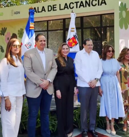 @CarolinaMejiaG Con gran alegría celebramos la inauguración de esta Sala de Lactancia en nuestro Parque Iberoamérica, junto al @BancoBHD