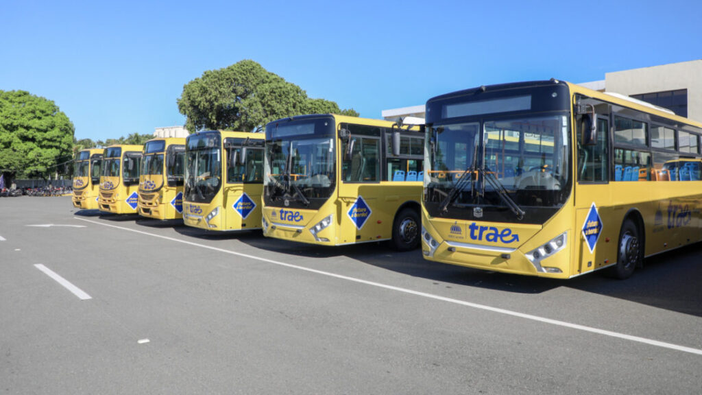 TRAE garantiza transporte escolar seguro, inclusivo y gratuito para miles de estudiantes dominicanos